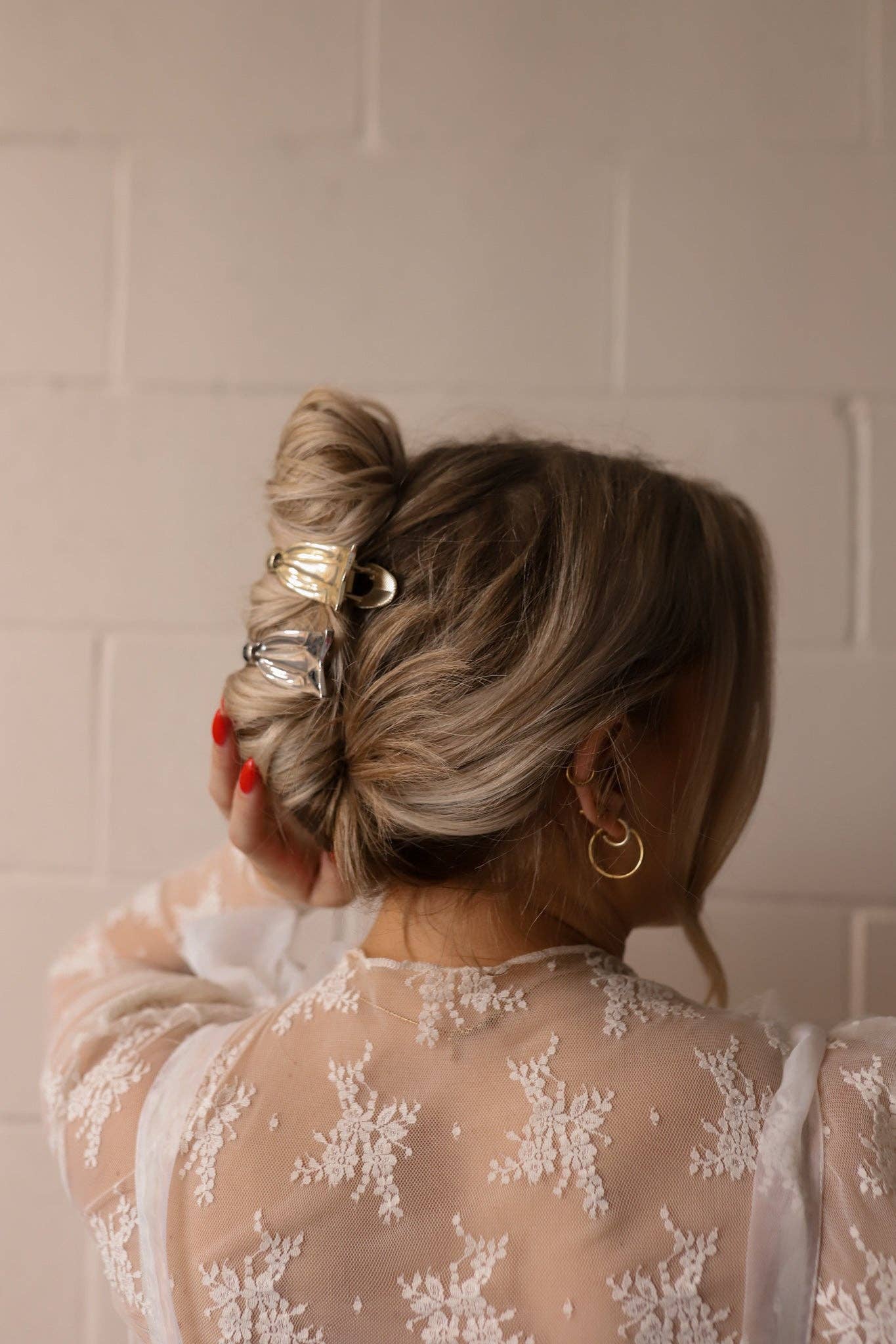 BOW FLAT LAY CLAW ( 2 COLORS ): SILVER