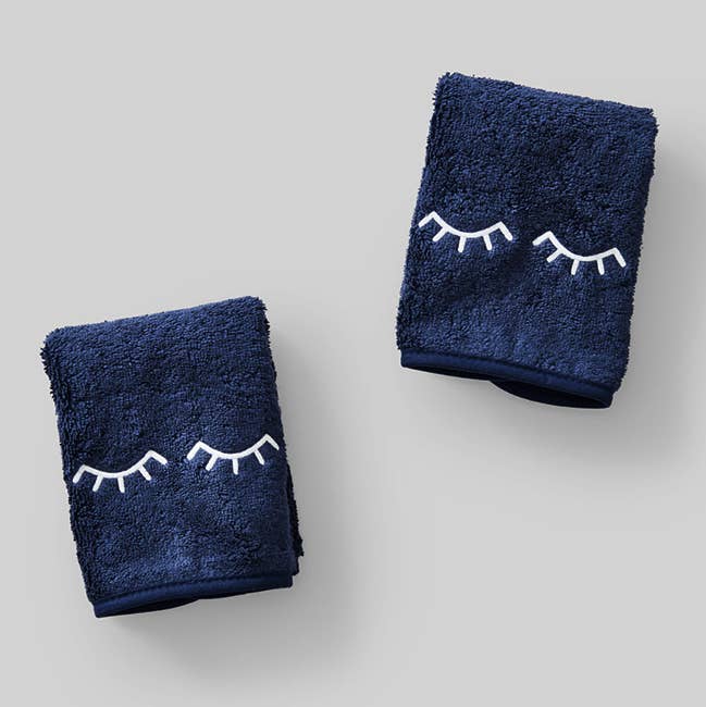 Makeup Towels (Pair): Eyelids