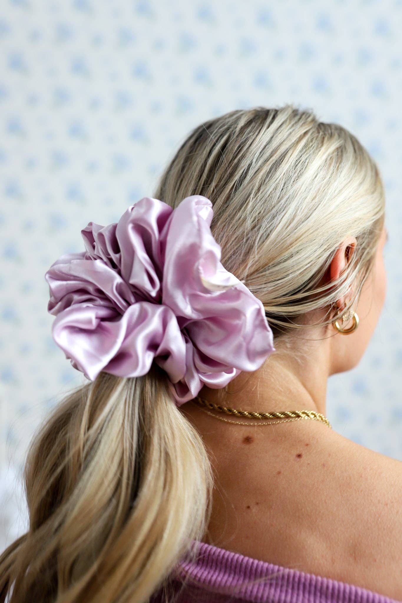 THE JUMBO SLEEP SCRUNCHIES: CREAM