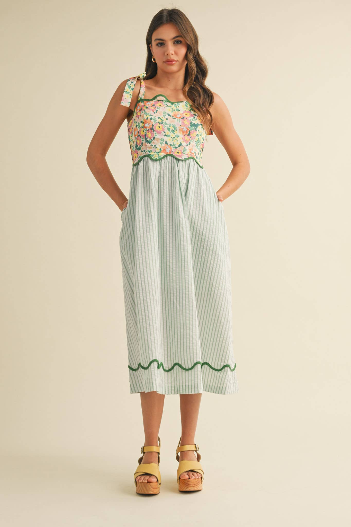 SCALLOPED MIXED PRINT MIDI DRESS