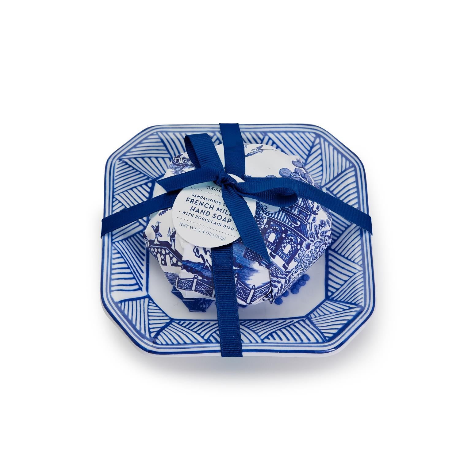 Blue Willow Sandalwood Scented French Milled Soap with Porcelain Tray - Net Wt. 5.82 oz./165g Soap/Porcelain