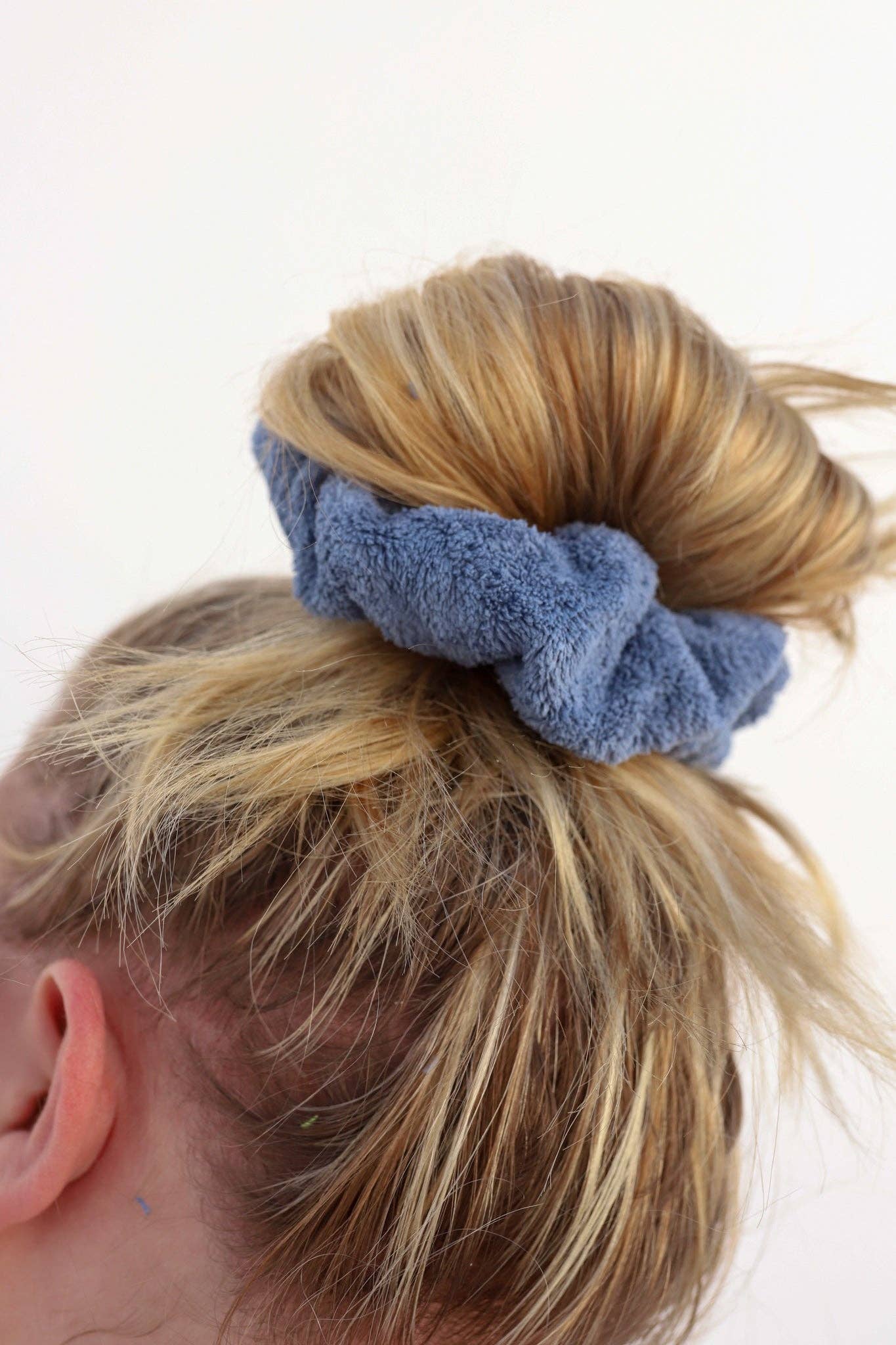 TOWEL OVERSIZED SCRUNCHIES ( 16 COLORS ): LAVENDER