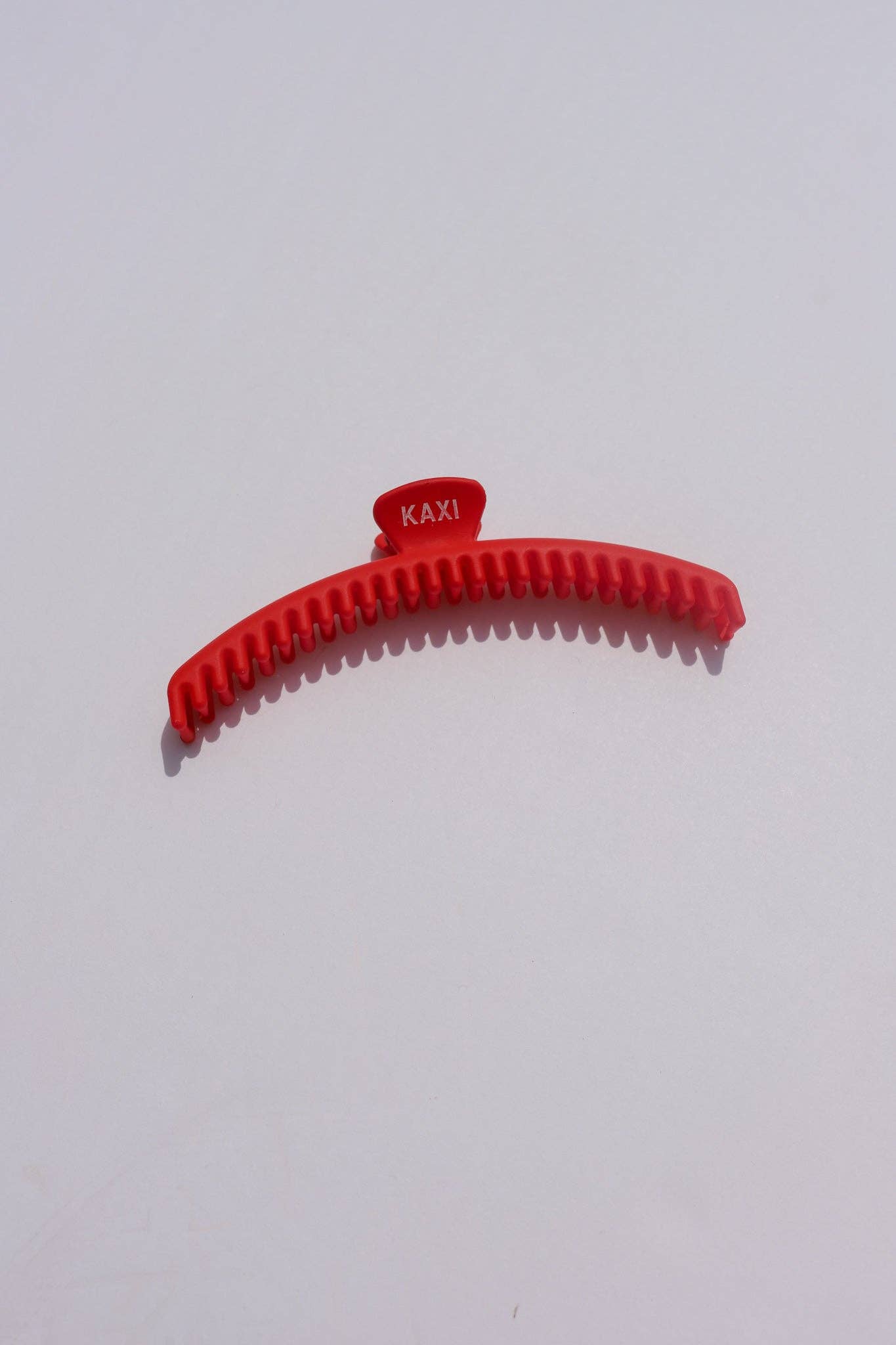 ORIGINAL HOLD EVERYTHING CLAW (13 COLORS): LIGHT BROWN