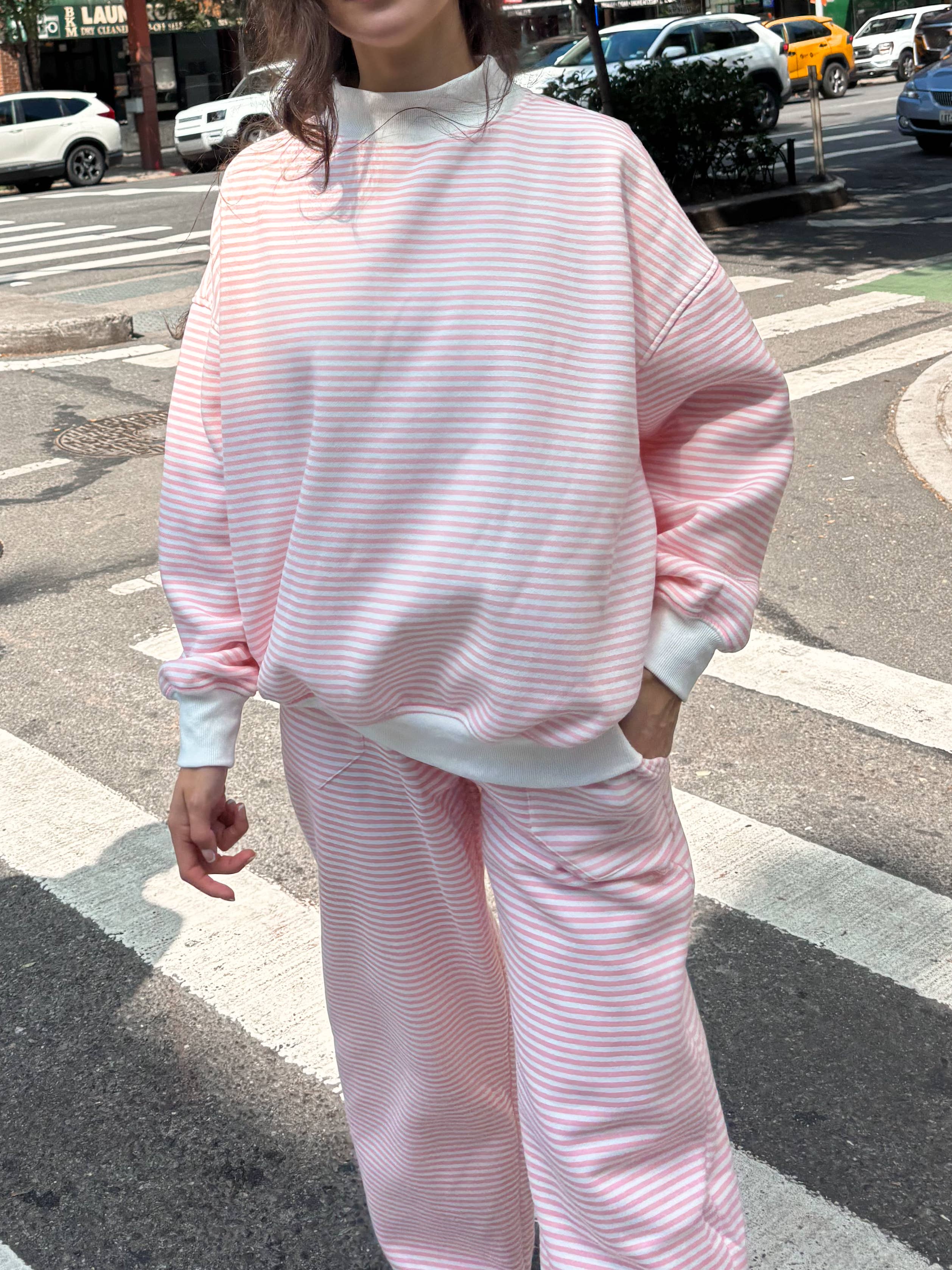 Light Pink and White Big Striped Sweatpants: Pink/White Big Stripes