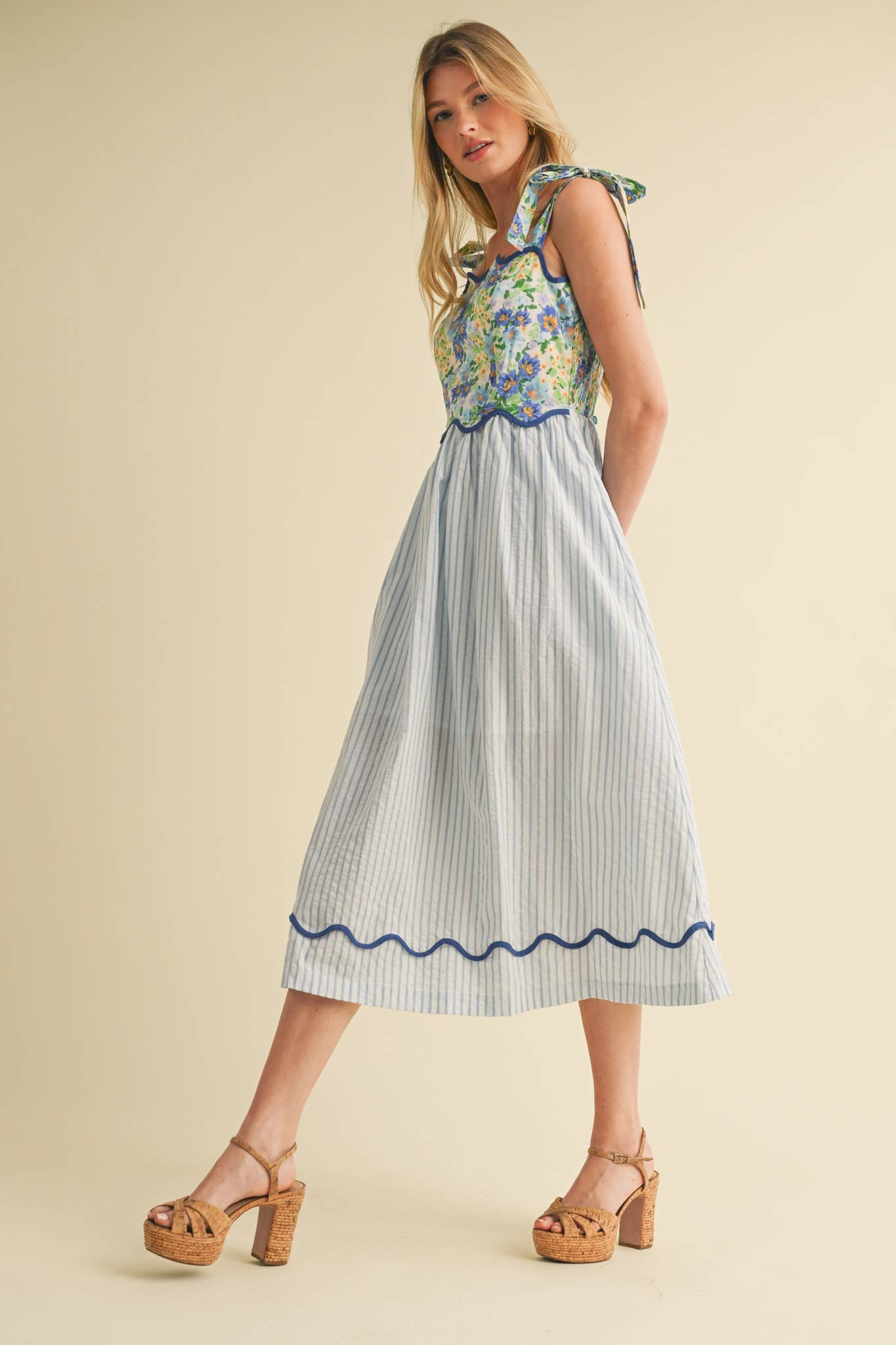 SCALLOPED MIXED PRINT MIDI DRESS