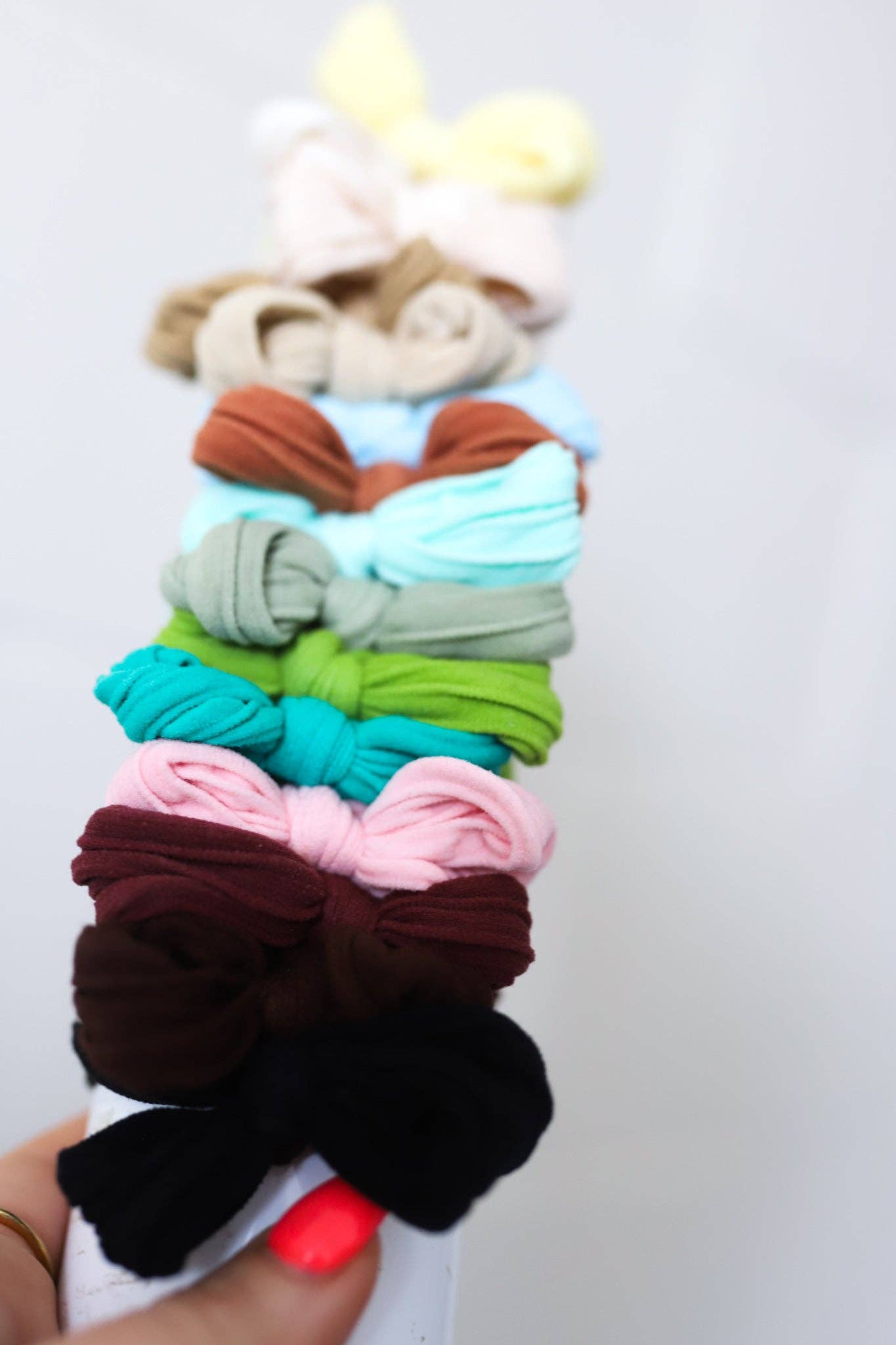 BOW SLICK BACK PONYTAILS (PACK OF 3): LIGHT PINK