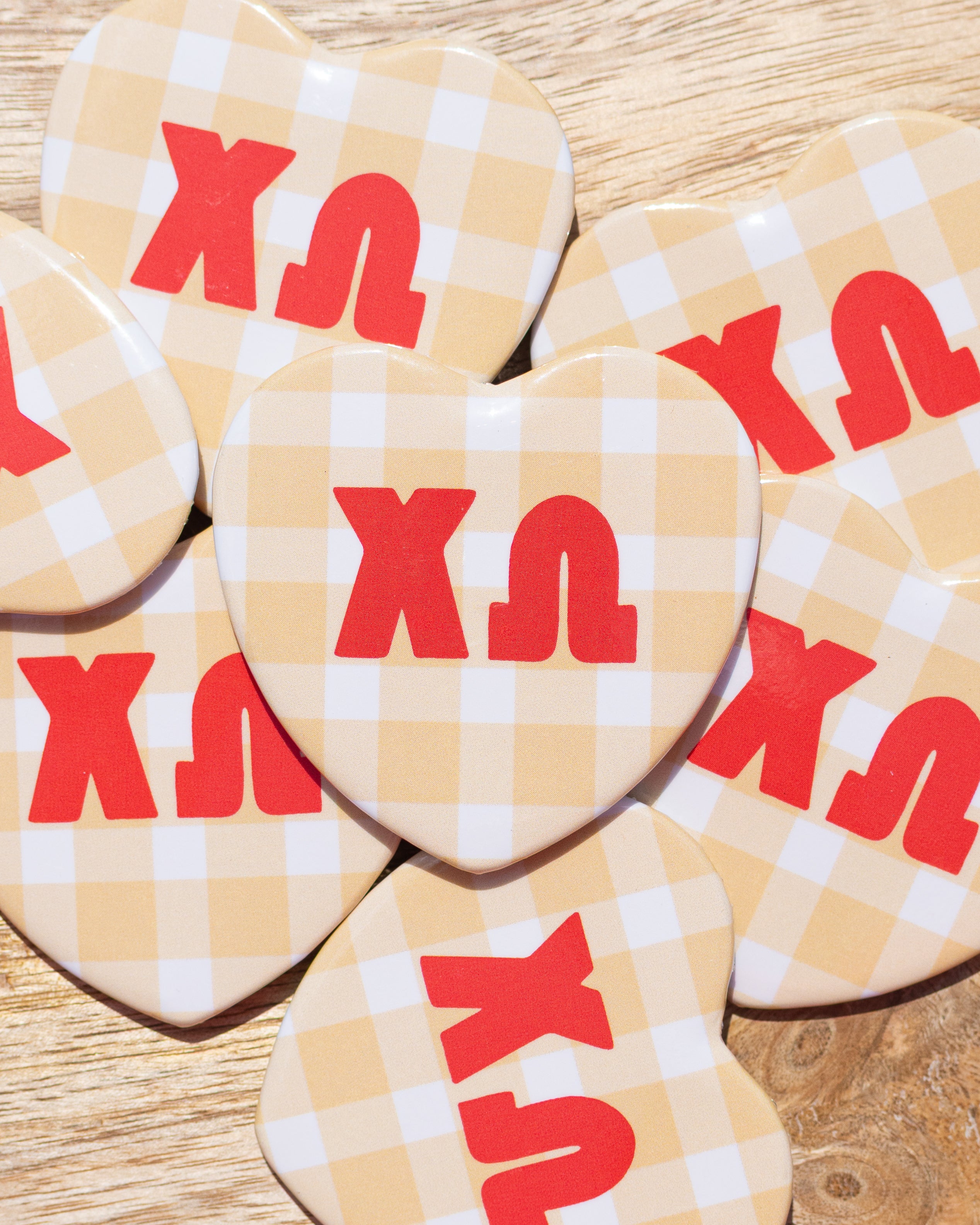 WS - Gingham Heart Buttons(min qty 6) $2.5 / $5