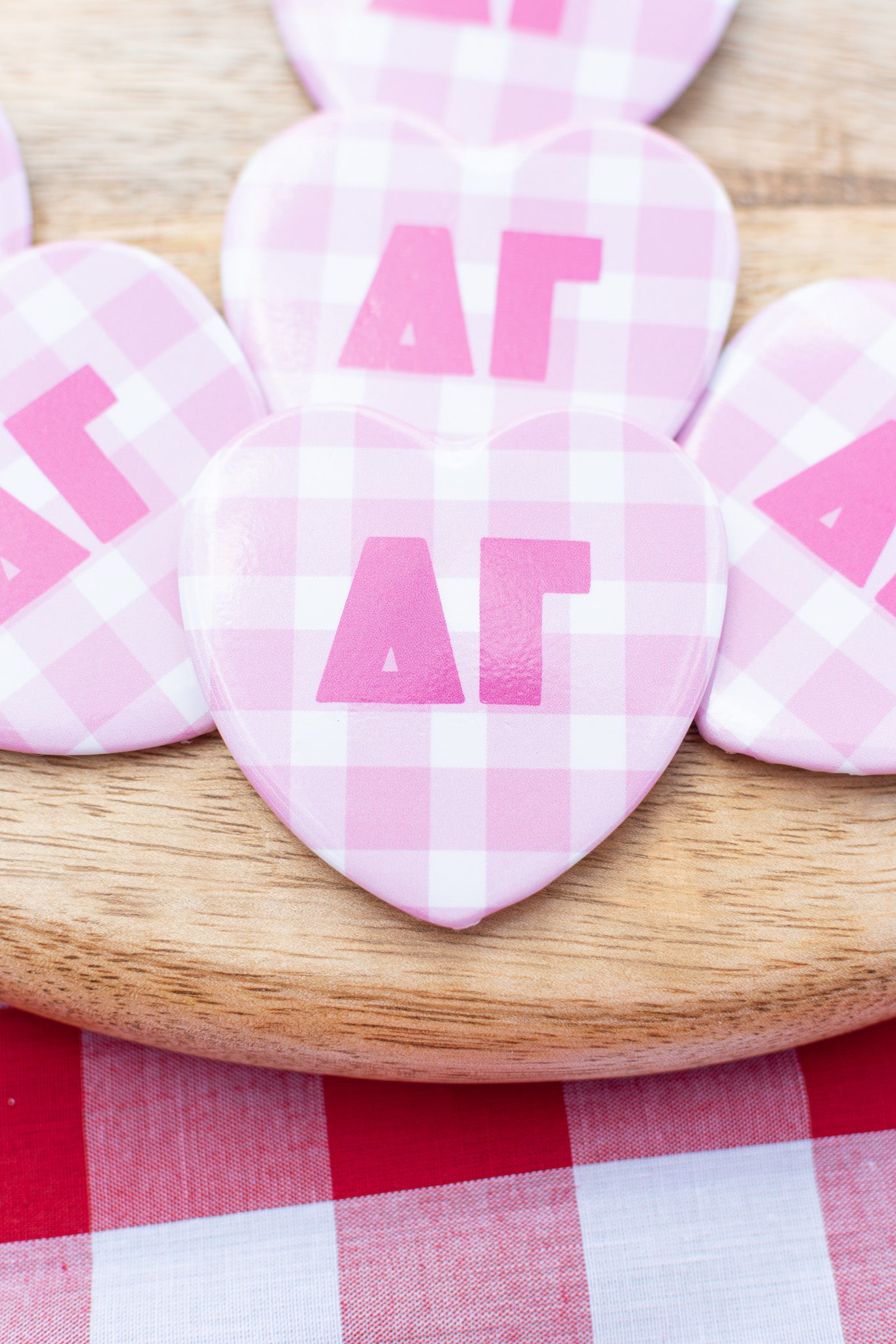 WS - Gingham Heart Buttons(min qty 6) $2.5 / $5