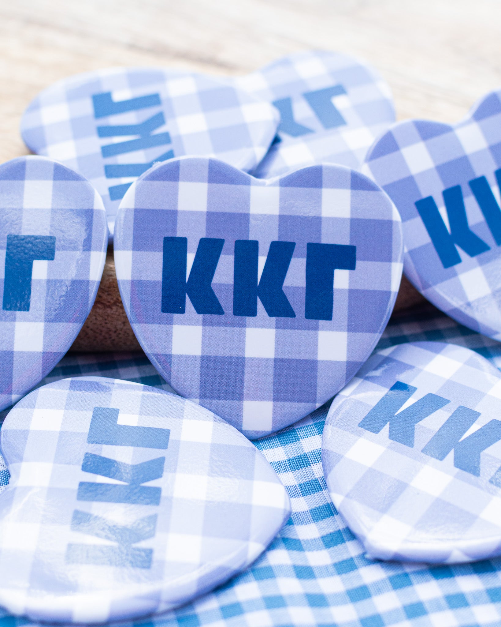 WS - Gingham Heart Buttons(min qty 6) $2.5 / $5