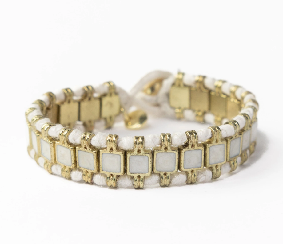 JOSIE ENAMEL BRACELET SMALL WITH LOOP LATCH WHITE