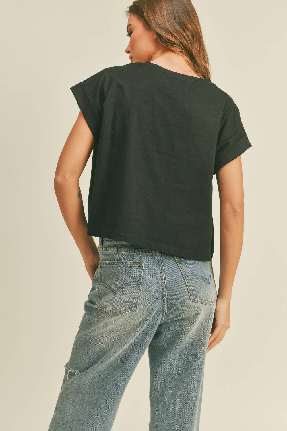T2263 ROUND NECK CUFFED SLEEVE TOP: BLACK / S