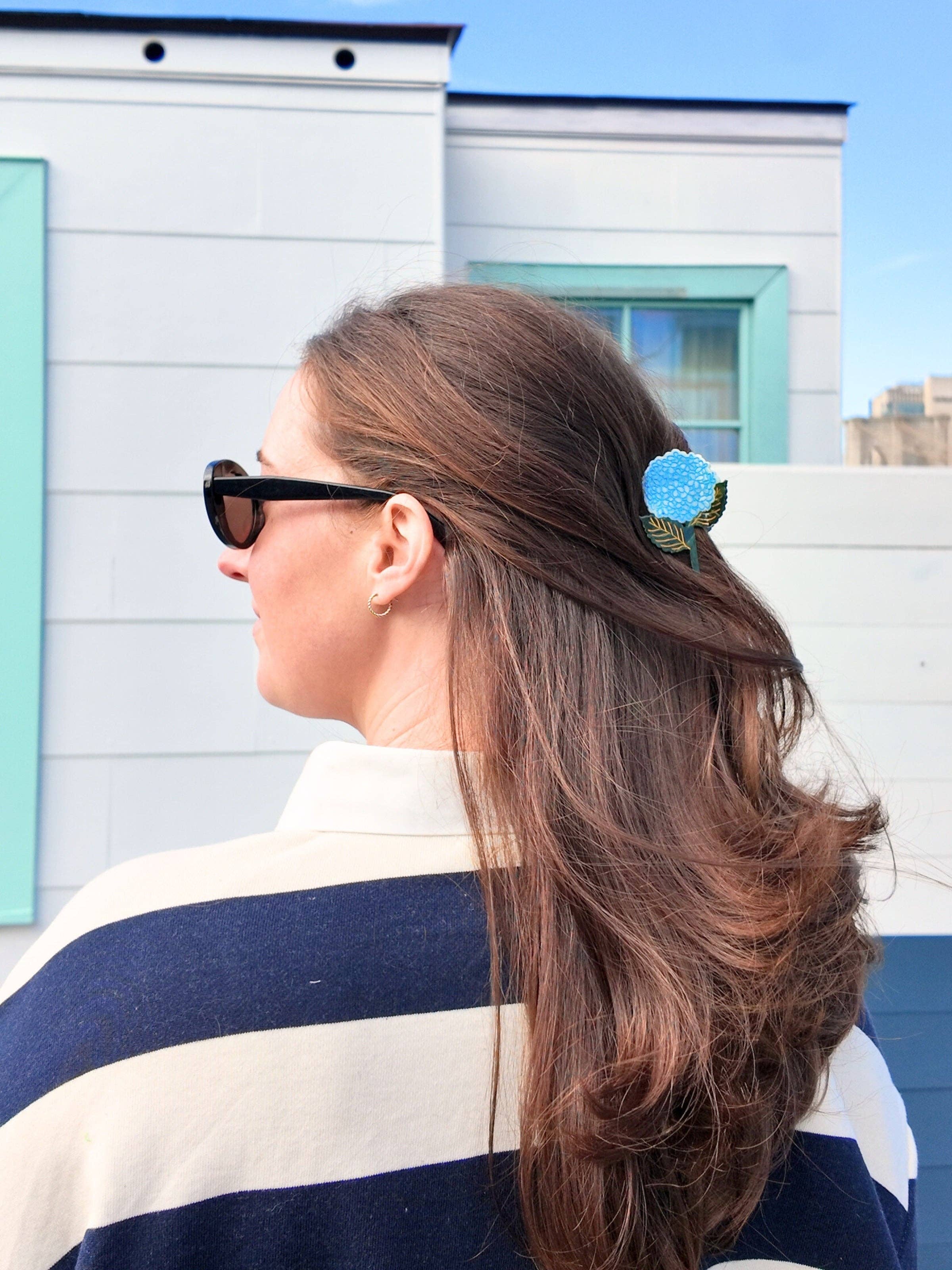 Hand-painted Hydrangea Claw Hair Clip | Eco-Friendly: Baby Blue
