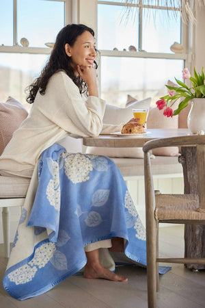 Hydrangeas Bluebell Blanket: Original