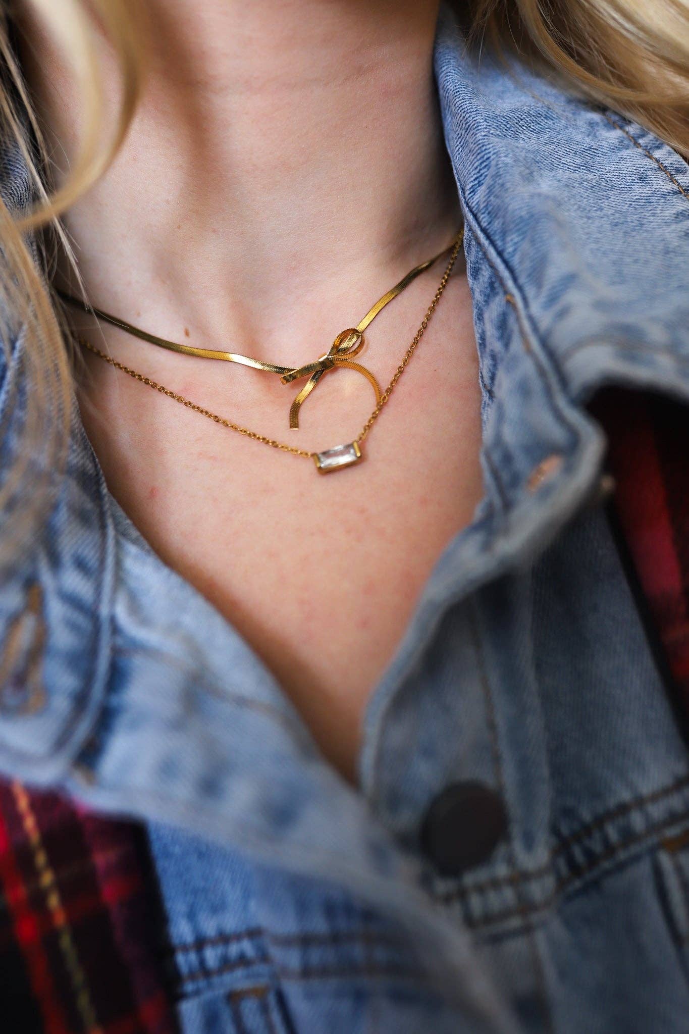 The Choker Bow Necklace Gold