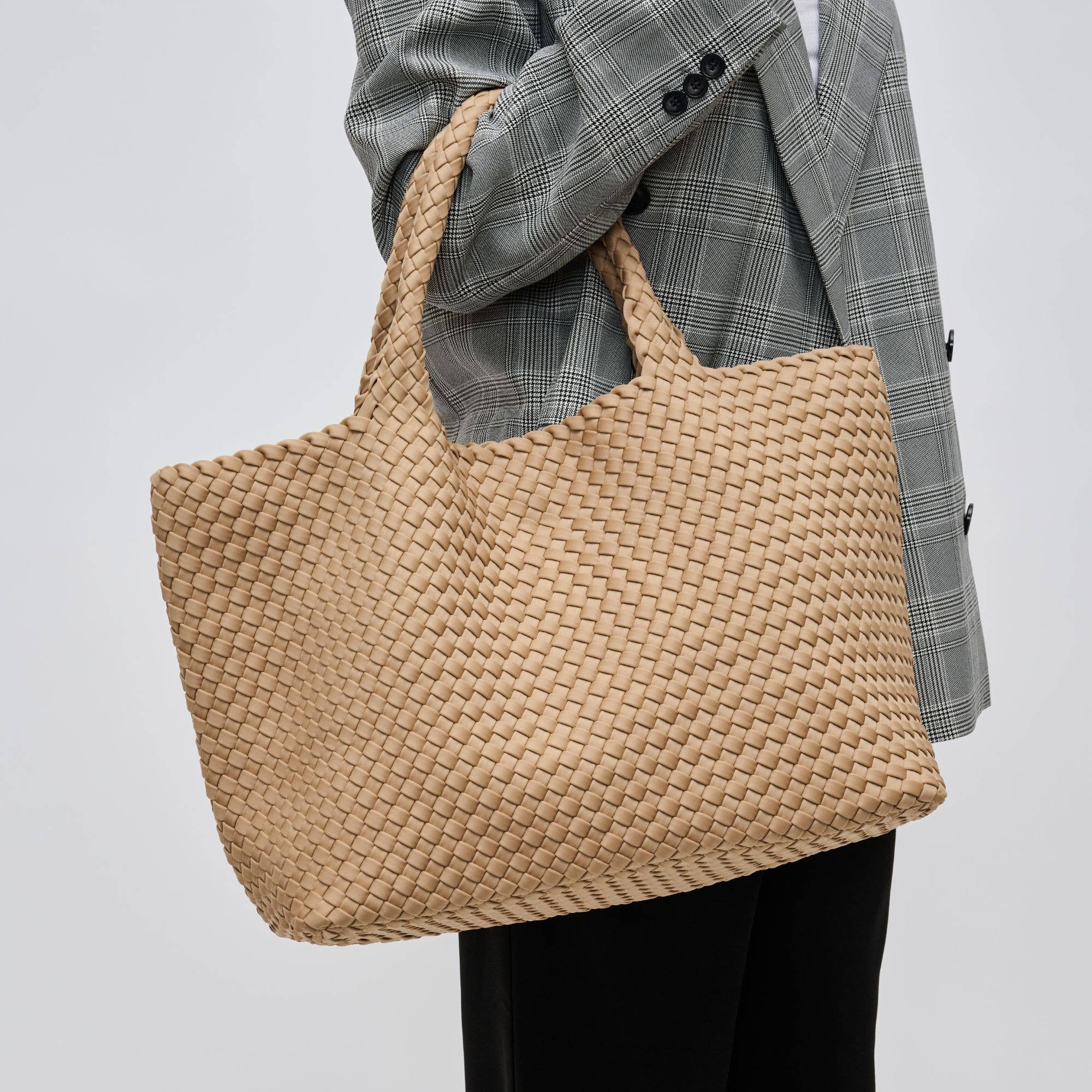 Sky's The Limit - Large Woven Neoprene Tote: Nude