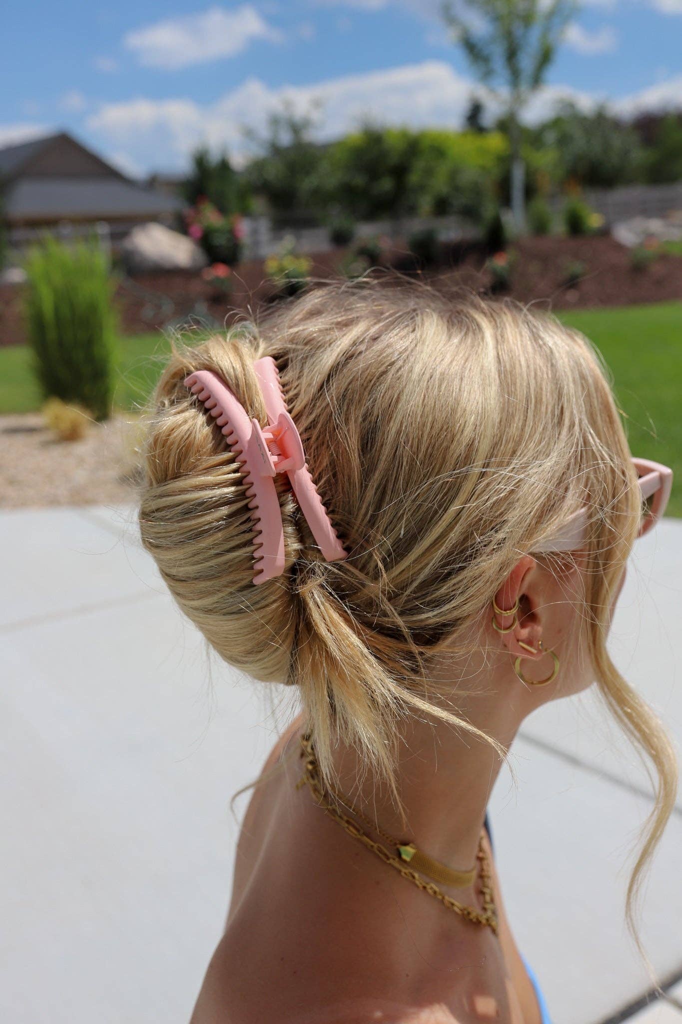 MIDI HOLD EVERYTHING CLAW ( 13 COLORS ): LIGHT PINK