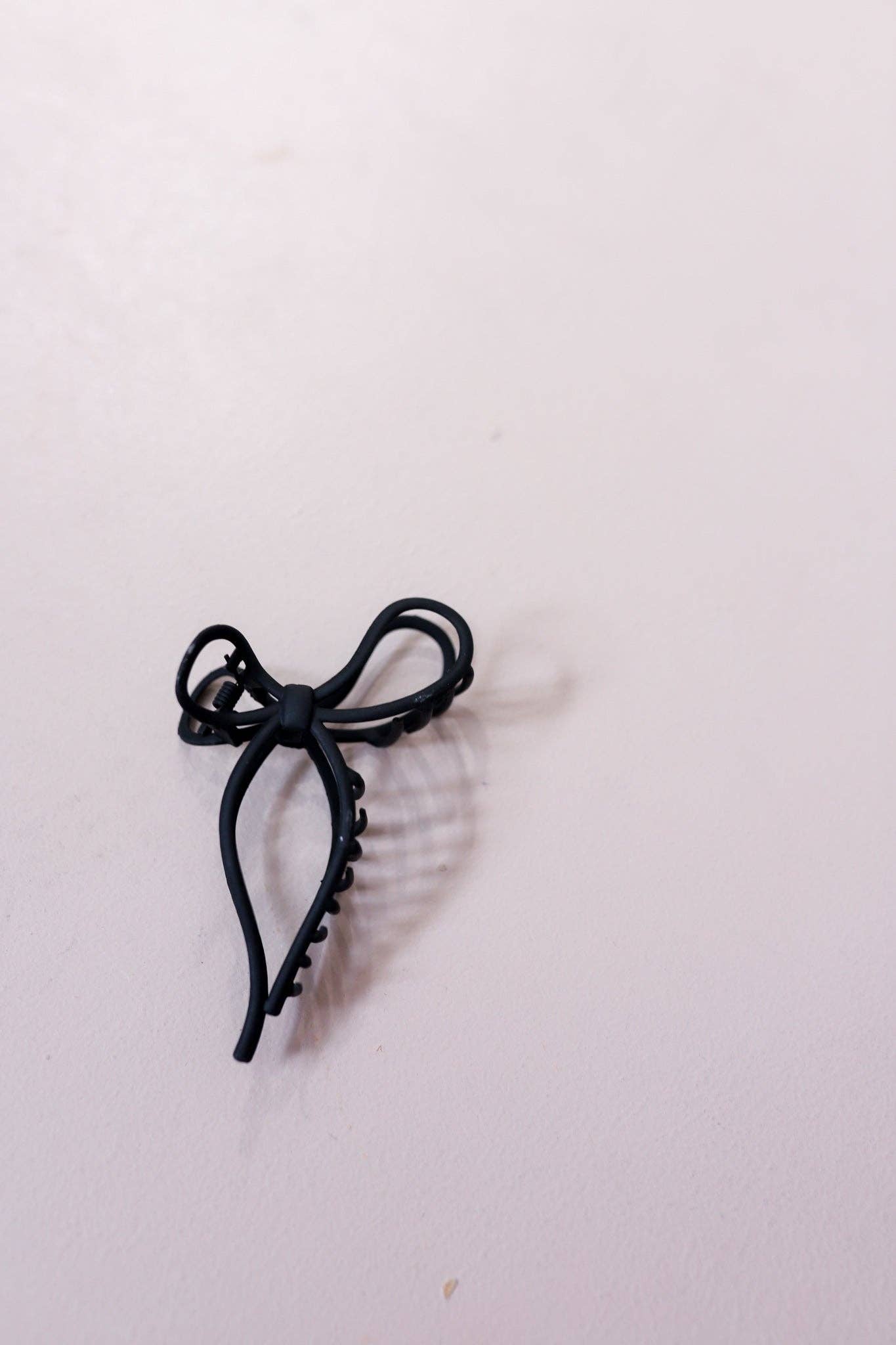 Metal Bow Claw Clip